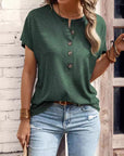 Graceful Twist Front Top with Relaxed Feel