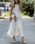 Minimalist Sleeveless Pleated Blouse