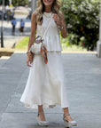 Minimalist Sleeveless Pleated Blouse