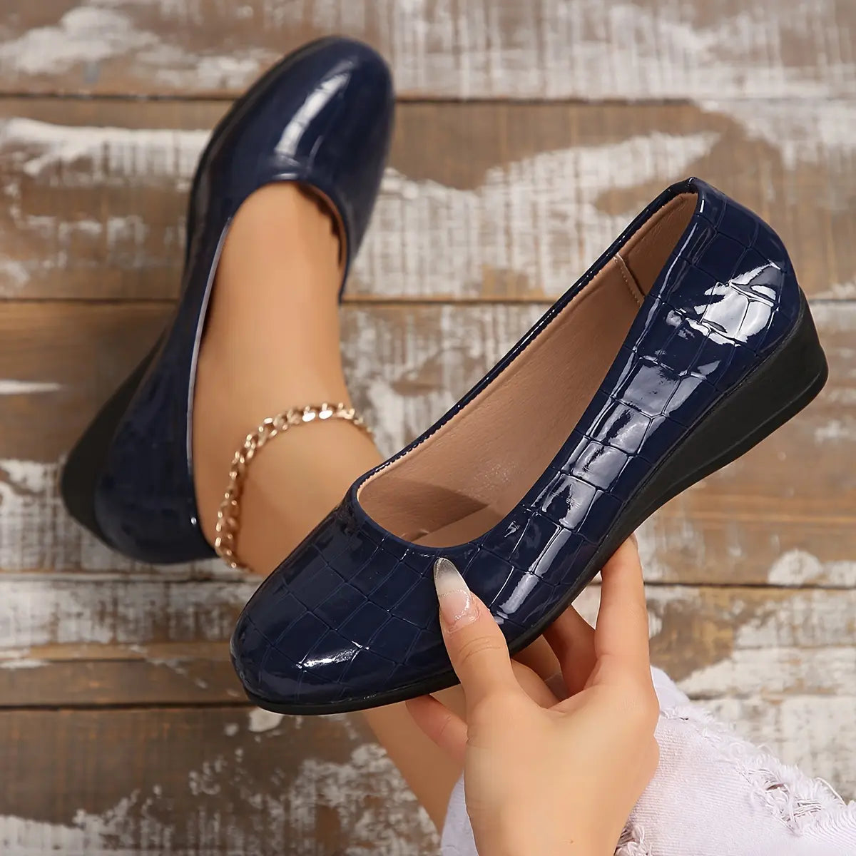 Orthopedic Leather Shoes for Women – Lightweight, Non-Slip &amp; Breathable
