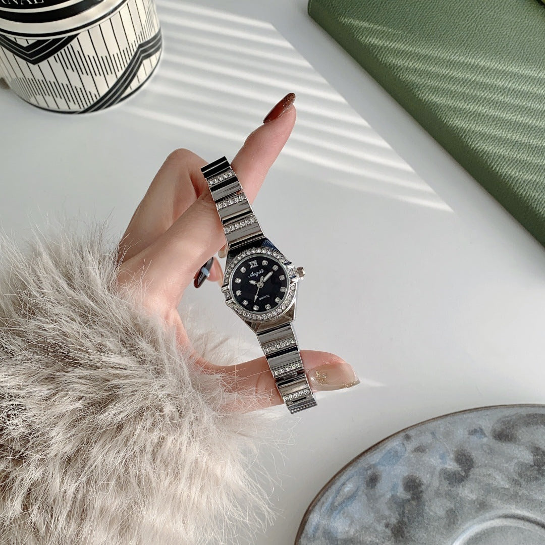 Delicate Small Dial Quartz Watch