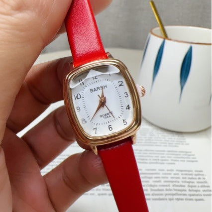Trendy Leather Band Women’s Watch