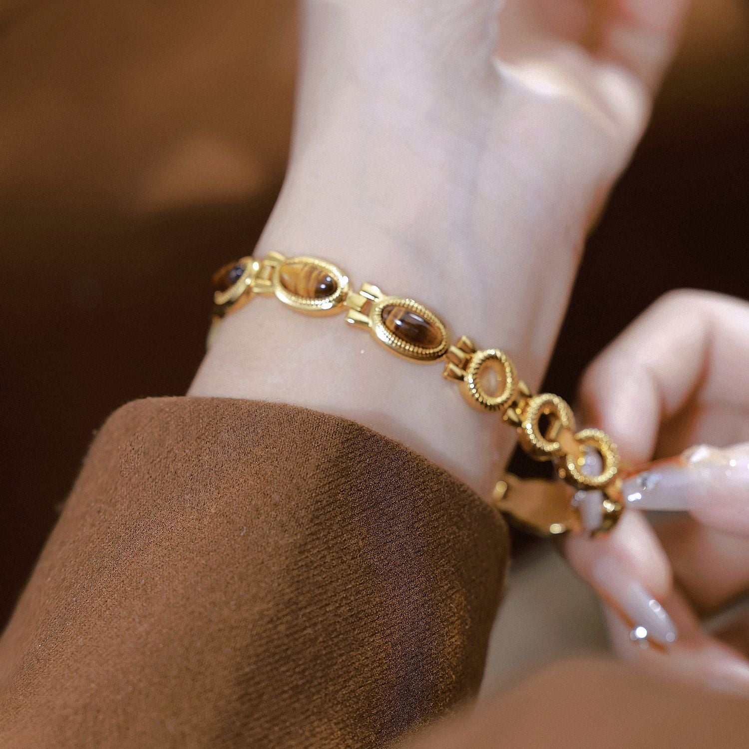 Ethnic Style Luxury Quartz Bracelet Watch