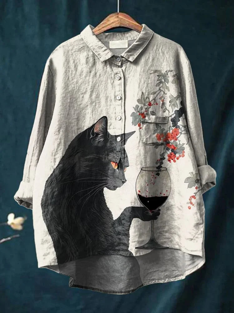 Uluru Graphic Shirt with Cat Illustration