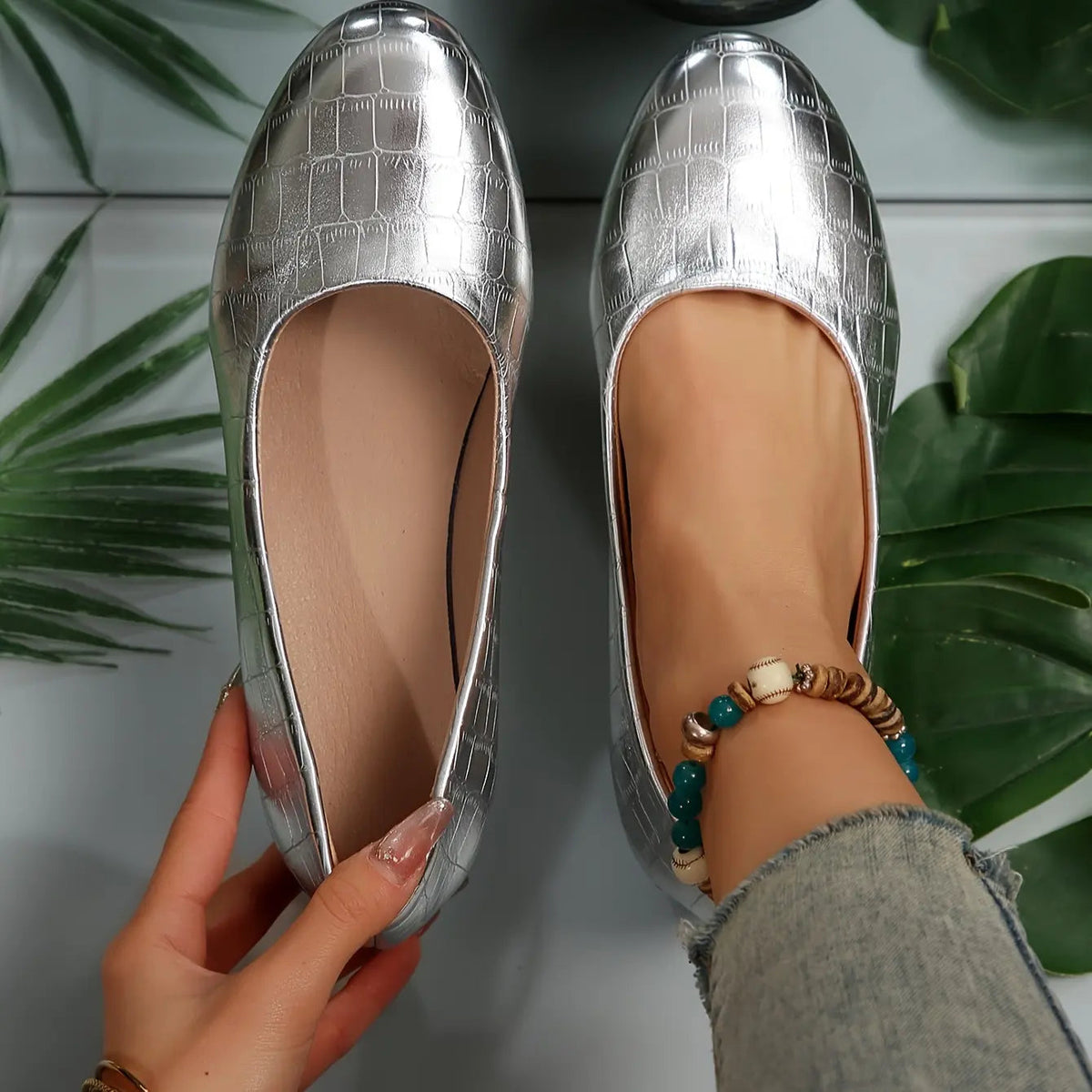 Orthopedic Leather Shoes for Women – Lightweight, Non-Slip &amp; Breathable