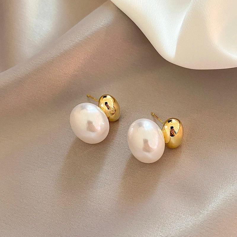 Elegant Pearl Drop Earrings Vintage Style
